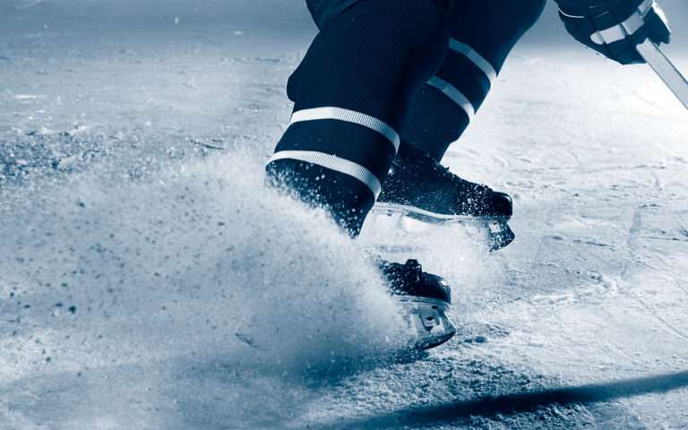 How to Break in Ice Hockey Skates Quickly